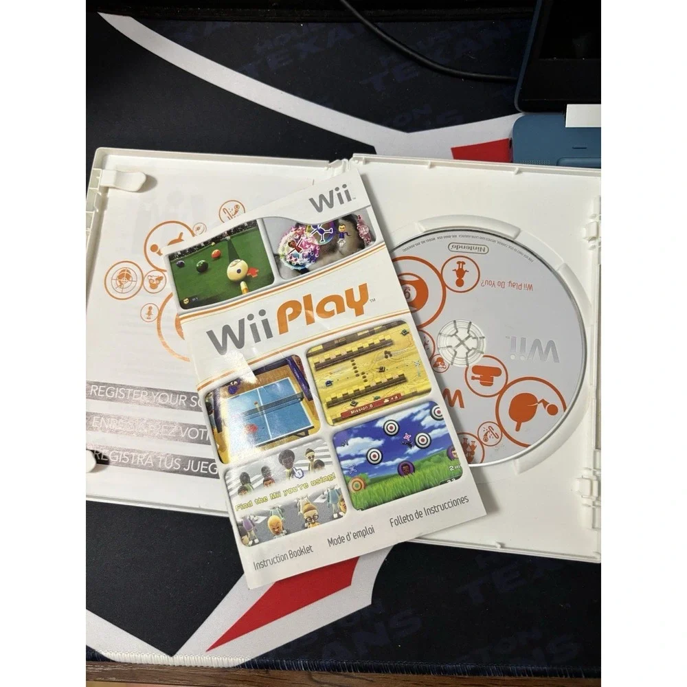 Nintendo Wii Play Wii Sports Mixed Sports Game Disc w/ Case & Manual